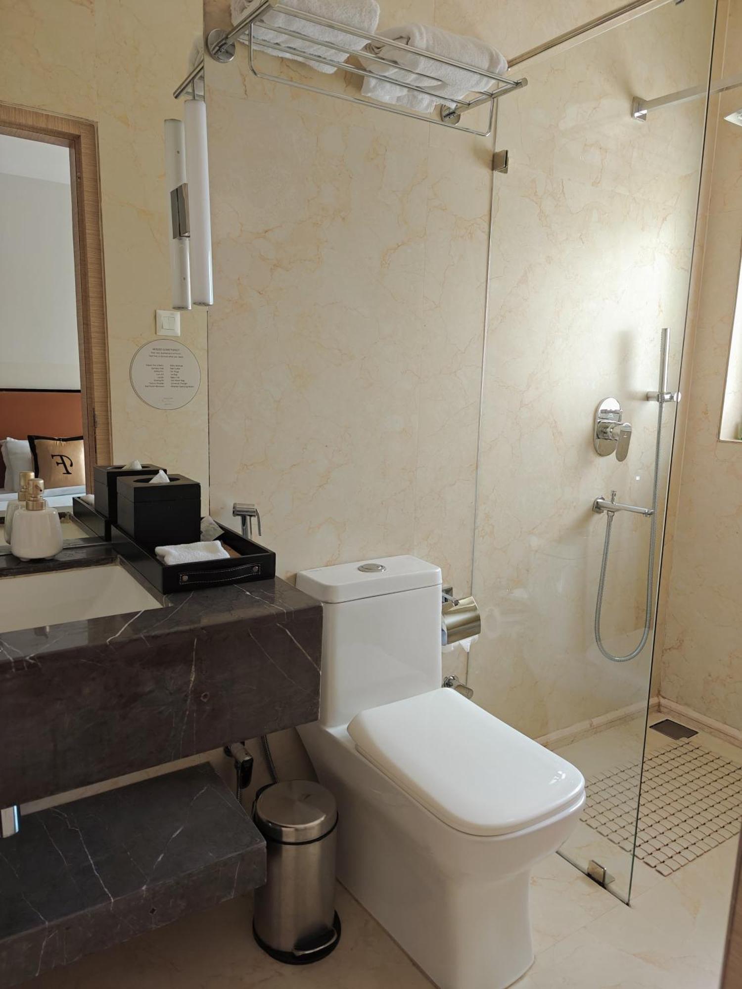 Shulem Boutique Hotel Dimāpur المظهر الخارجي الصورة